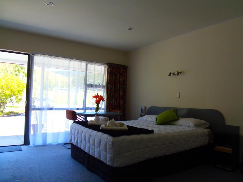Kapiti Lindale Motel And Conference Centre Paraparaumu Phòng bức ảnh